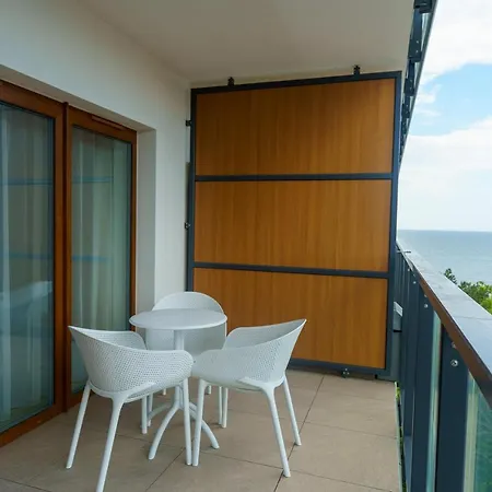 Aquamarina Prima By Renters