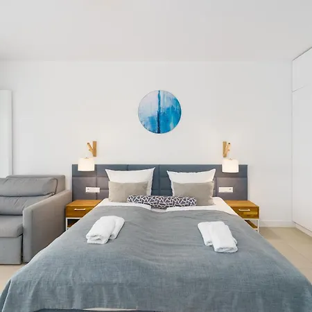 Apartment Aquamarina Prima By Renters